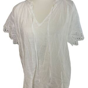 Chelsea & Theodore Women's Ivory Embroidered Eyelet V-Neck Blouse Medium